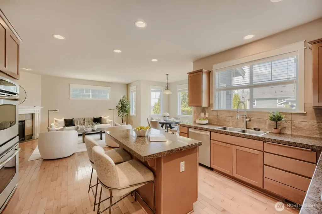 2972 NE Marquette Way Issaquah WA 98029