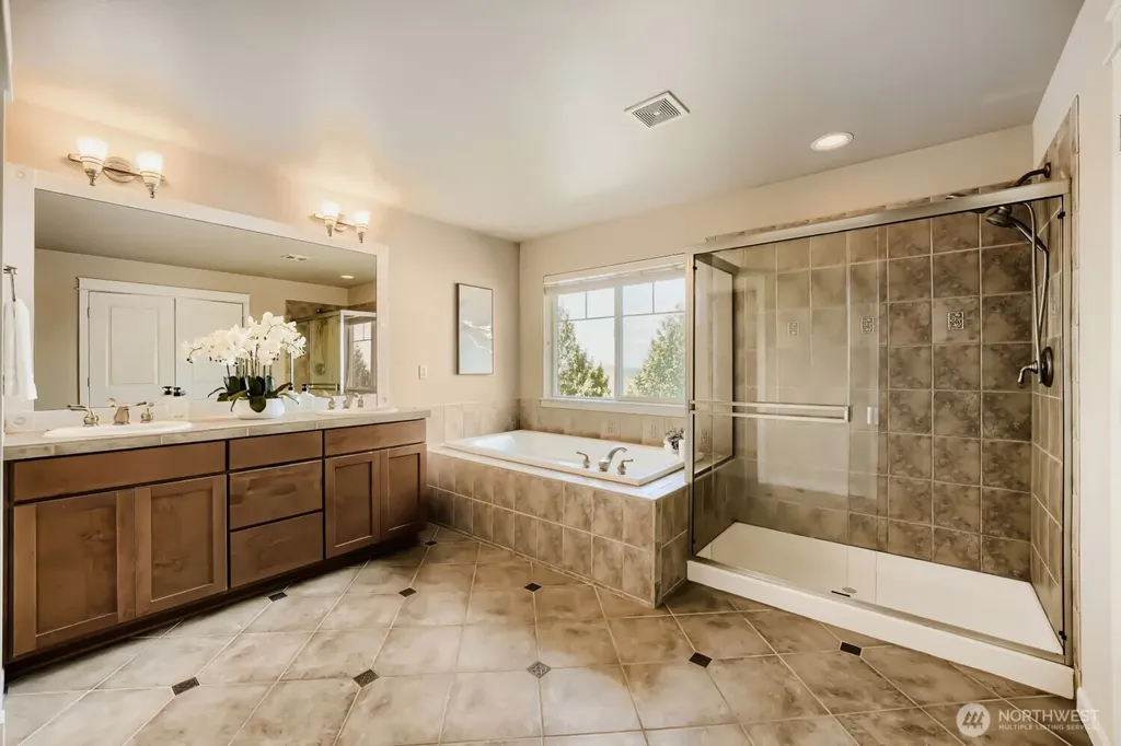 2972 NE Marquette Way Issaquah WA 98029