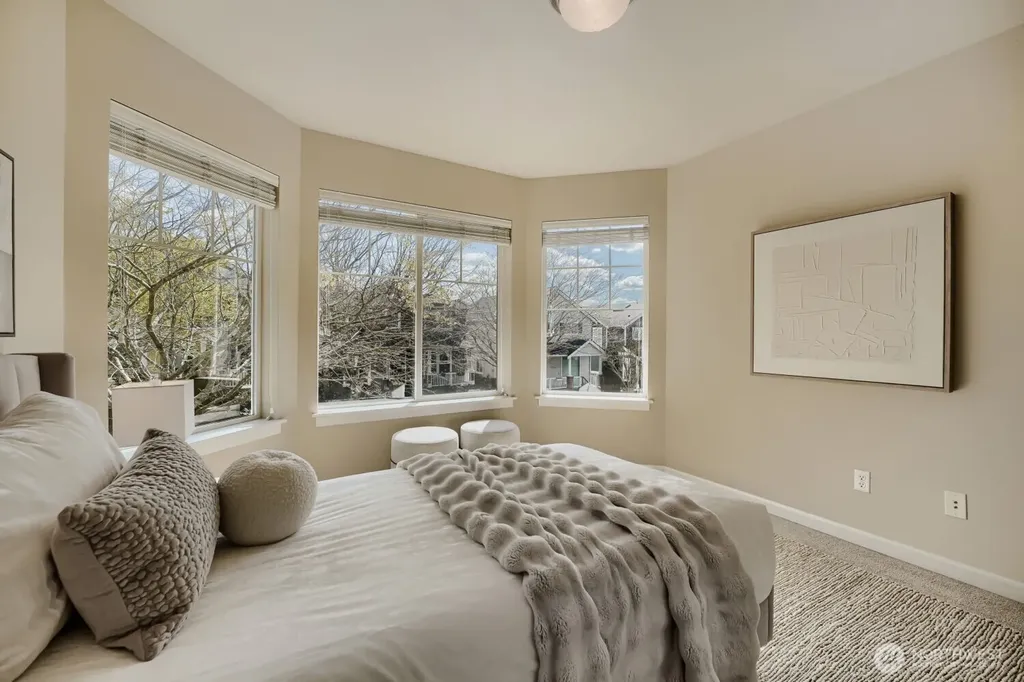 2972 NE Marquette Way Issaquah WA 98029