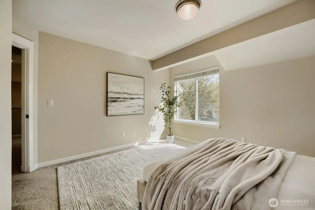 2972 NE Marquette Way Issaquah WA 98029