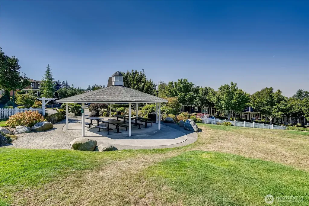 2972 NE Marquette Way Issaquah WA 98029