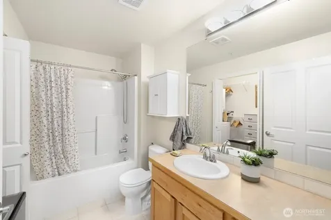 2901 NE Blakeley Street Seattle WA 98105
