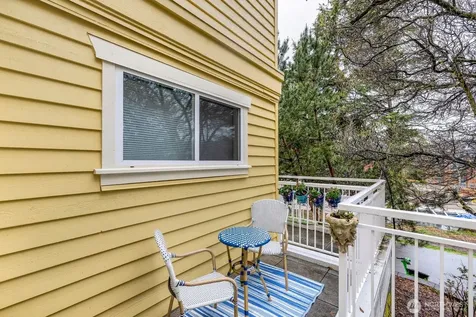2901 NE Blakeley Street Seattle WA 98105