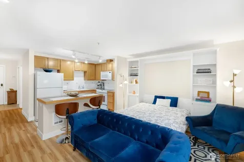 2901 NE Blakeley Street Seattle WA 98105