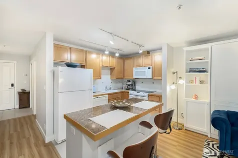 2901 NE Blakeley Street Seattle WA 98105