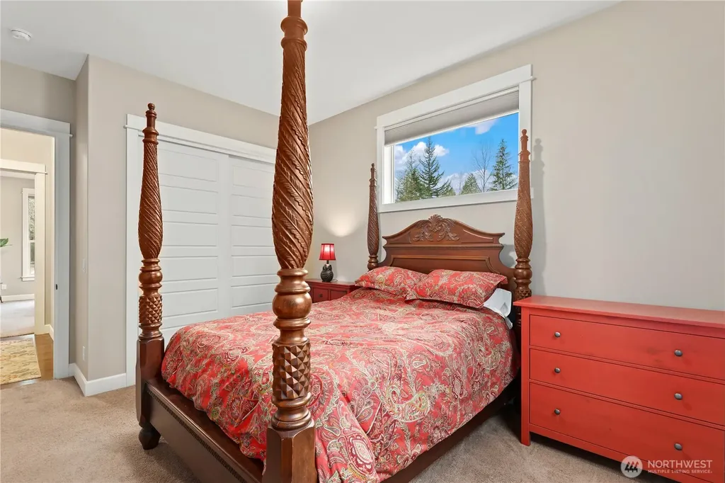 31209 218th Place SE Black Diamond WA 98010