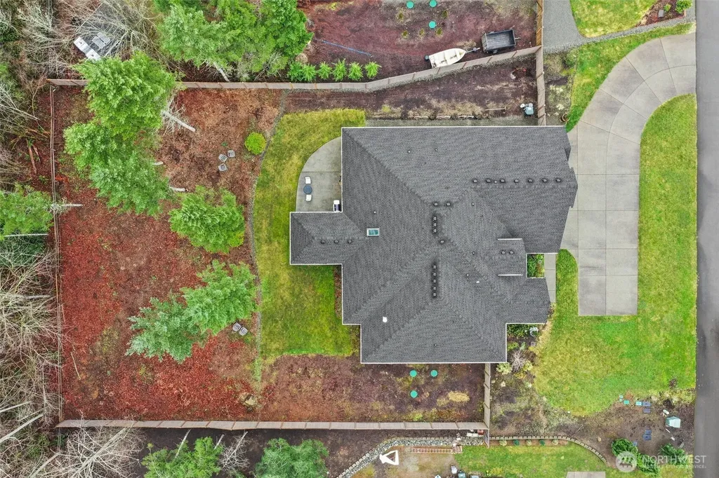 31209 218th Place SE Black Diamond WA 98010