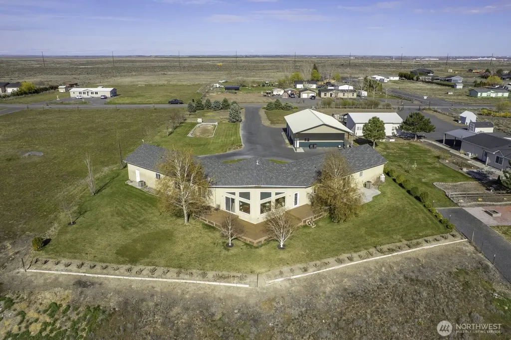 7618 Bouldercrest Road NE Moses Lake WA 98837