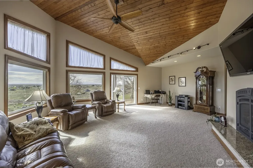 7618 Bouldercrest Road NE Moses Lake WA 98837