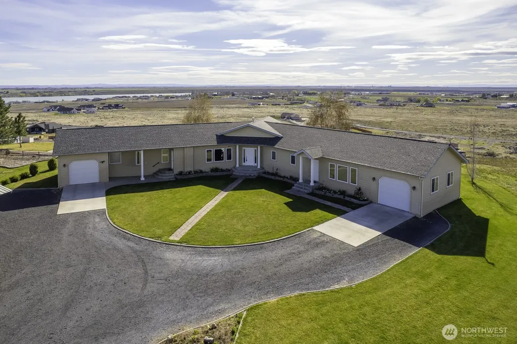 7618 Bouldercrest Road NE Moses Lake WA 98837