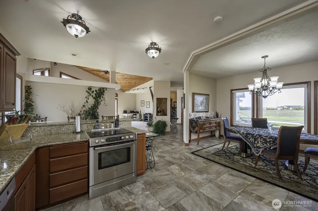 7618 Bouldercrest Road NE Moses Lake WA 98837