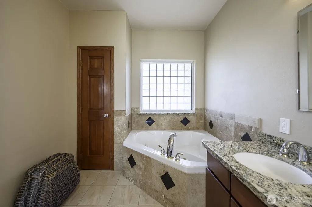 7618 Bouldercrest Road NE Moses Lake WA 98837