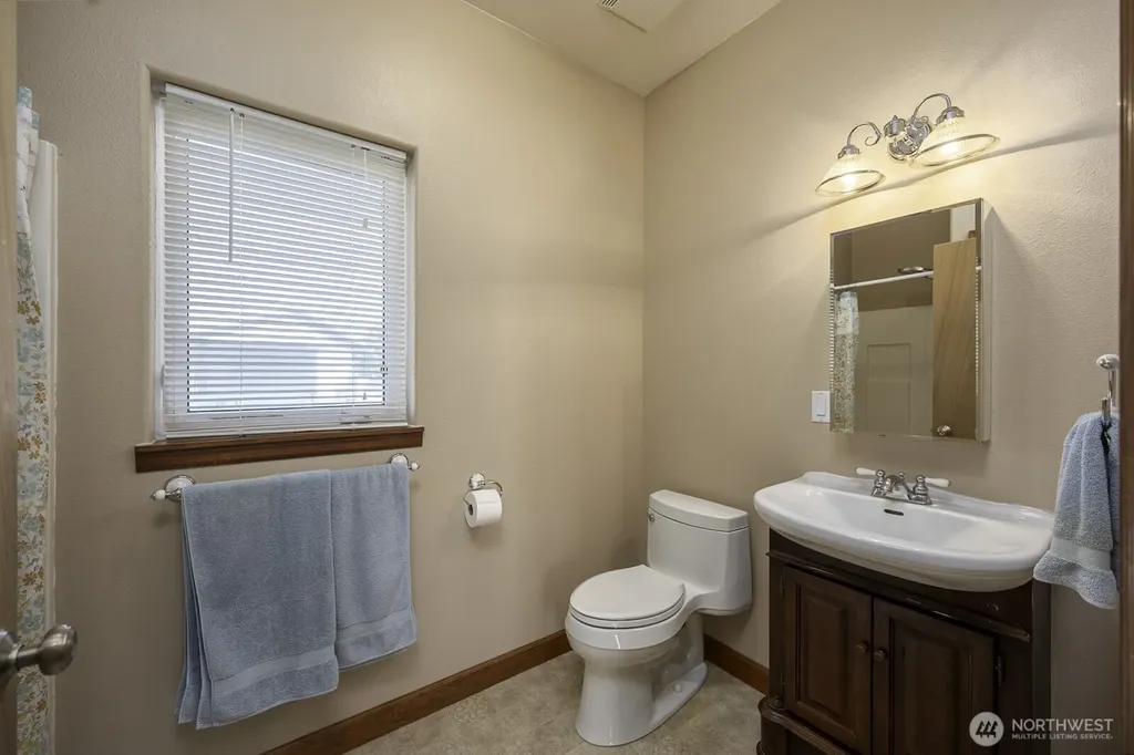 7618 Bouldercrest Road NE Moses Lake WA 98837