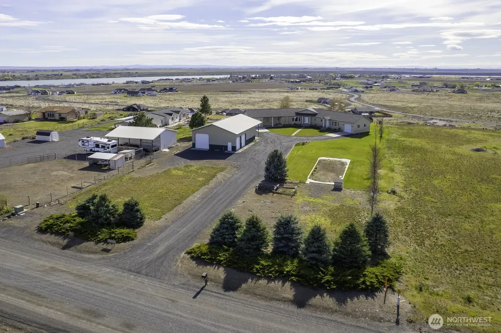 7618 Bouldercrest Road NE Moses Lake WA 98837