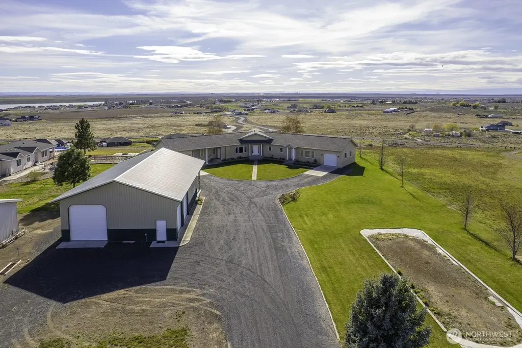 7618 Bouldercrest Road NE Moses Lake WA 98837