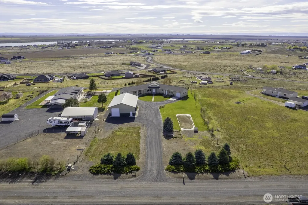 7618 Bouldercrest Road NE Moses Lake WA 98837