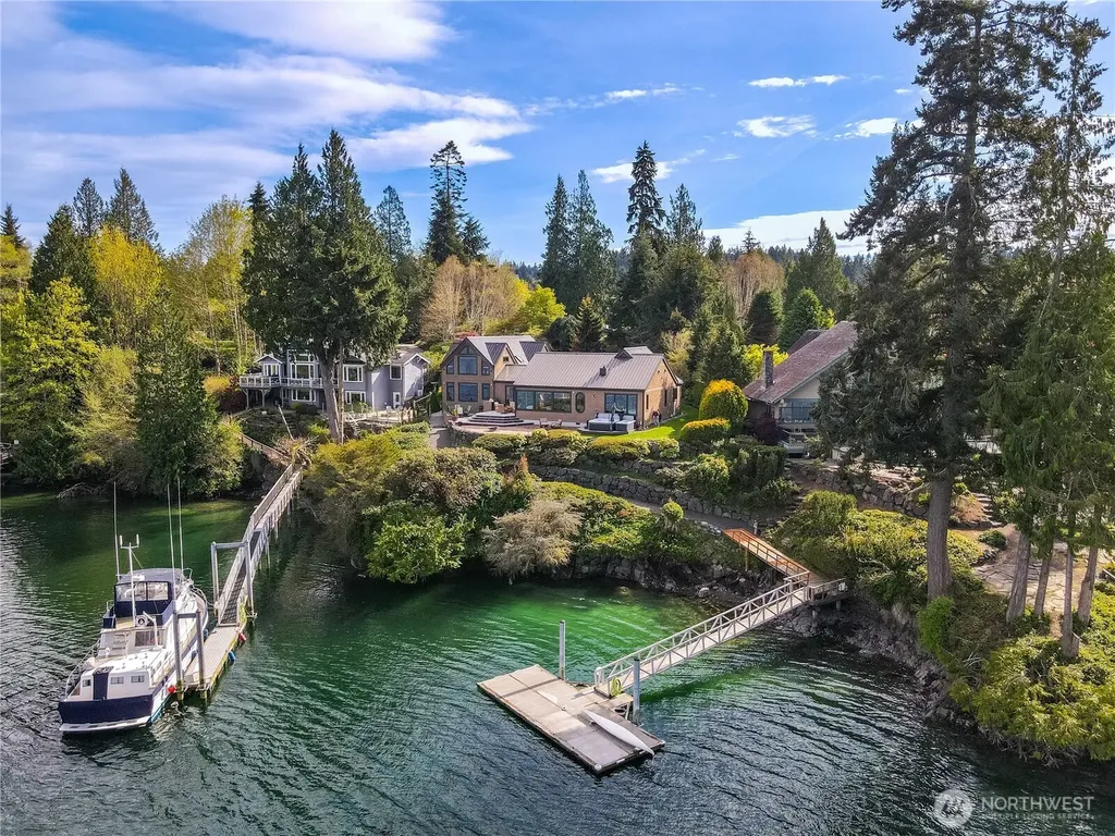 80 W Ludlow Point Road Port Ludlow WA 98365