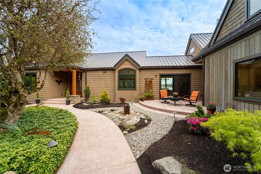 80 W Ludlow Point Road Port Ludlow WA 98365