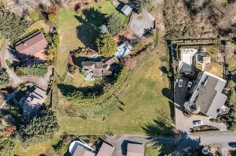 6210 Dash Point Boulevard NE Tacoma WA 98422