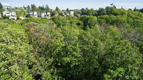 5426 Beach Drive SW Seattle WA 98136