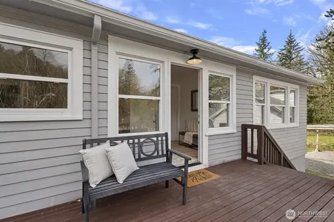 46302 SE Edgewick Road North Bend WA 98045