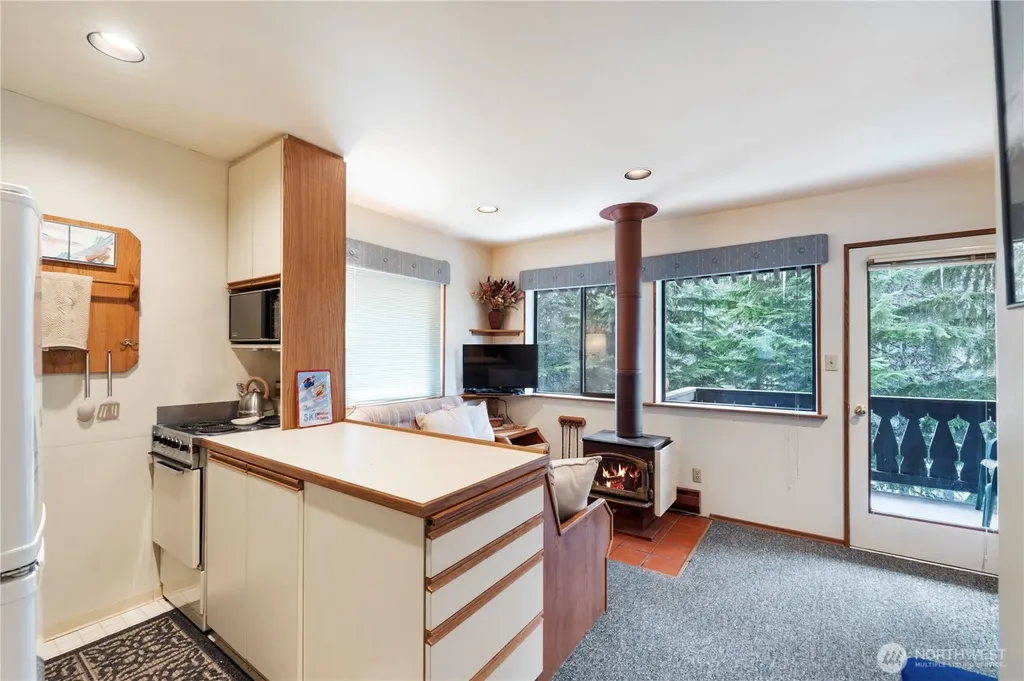 33613 E Crystal Mountain Boulevard Enumclaw WA 98022