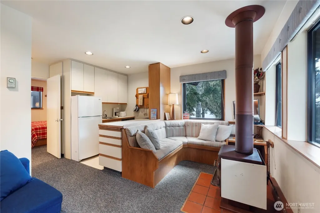 33613 E Crystal Mountain Boulevard Enumclaw WA 98022