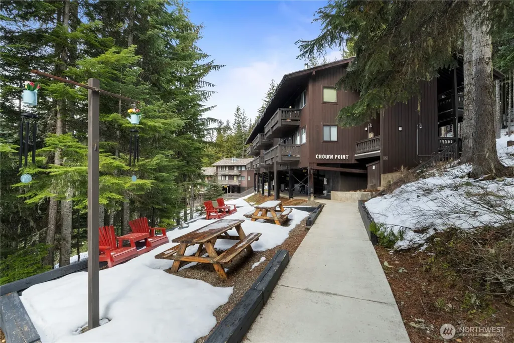 33613 E Crystal Mountain Boulevard Enumclaw WA 98022