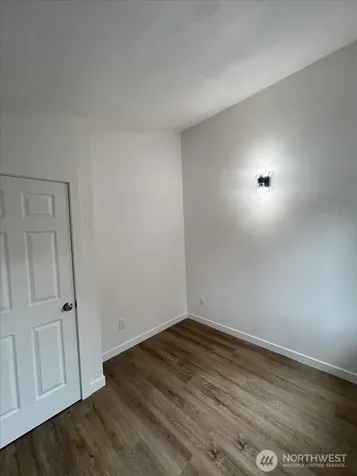 10443 17 Avenue SW Seattle WA 98146