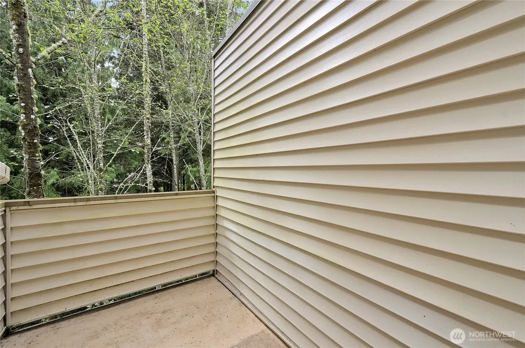 4719 NW Walgren Drive Silverdale WA 98383