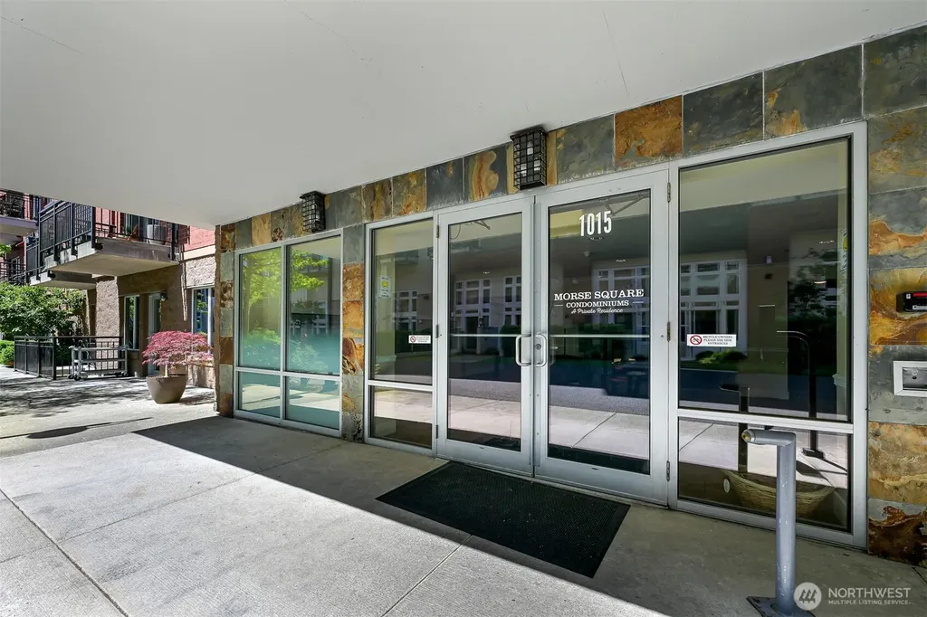 1015 Railroad Avenue Bellingham WA 98225