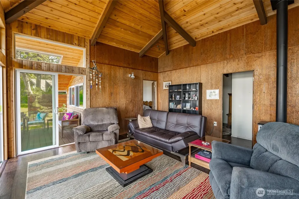 60 Eliza Island Bellingham WA 98226