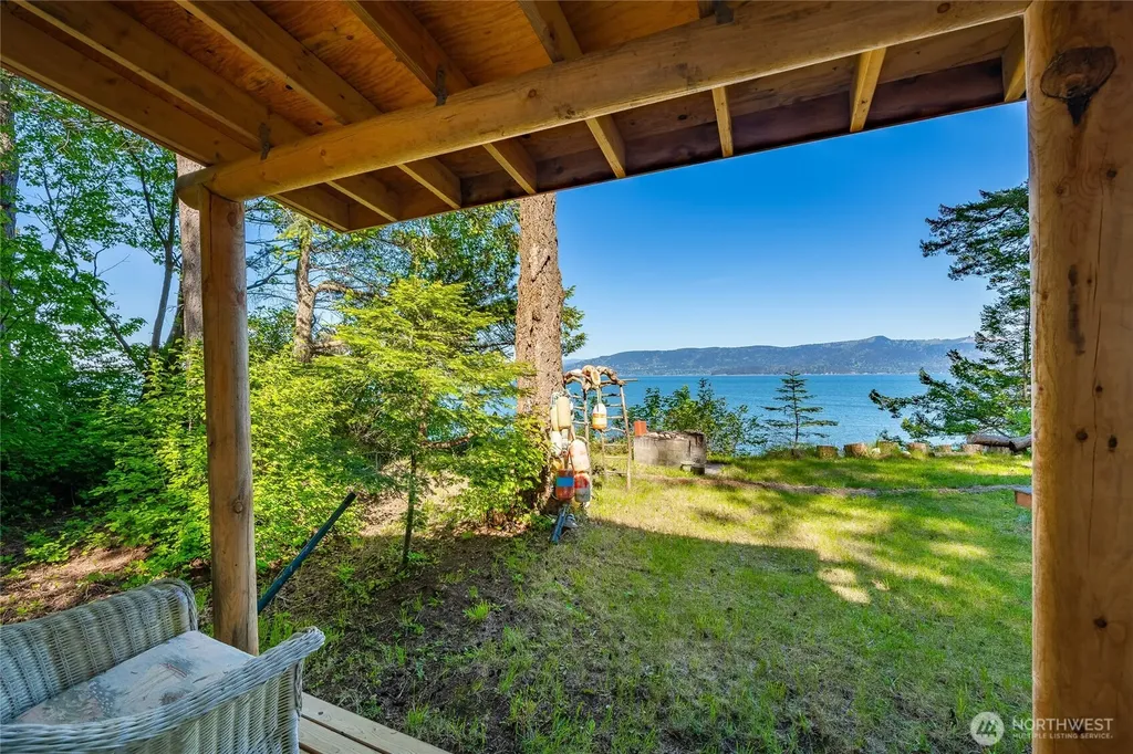60 Eliza Island Bellingham WA 98226