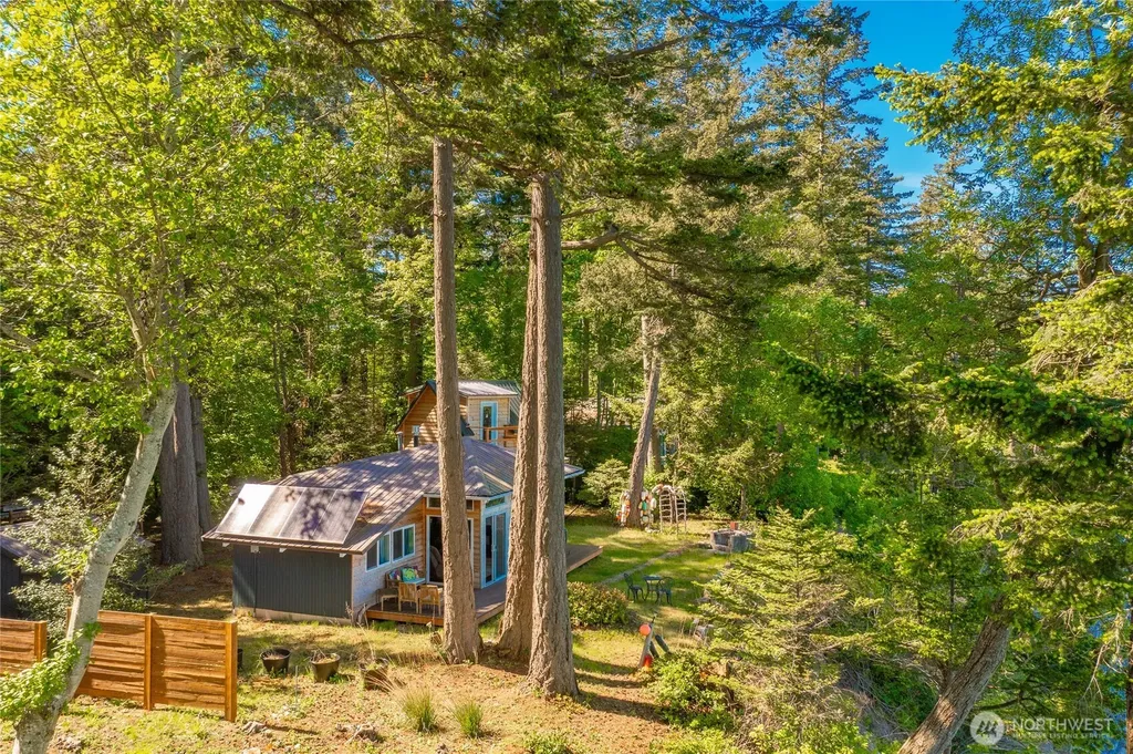 60 Eliza Island Bellingham WA 98226