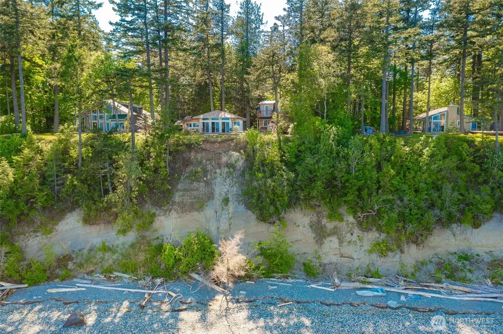 60 Eliza Island Bellingham WA 98226