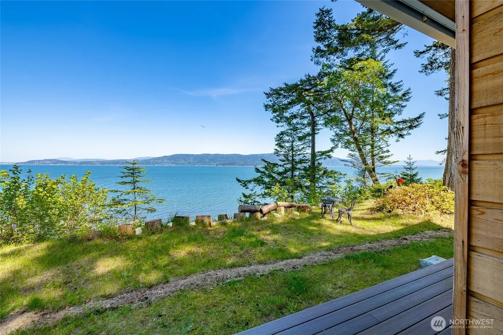 60 Eliza Island Bellingham WA 98226
