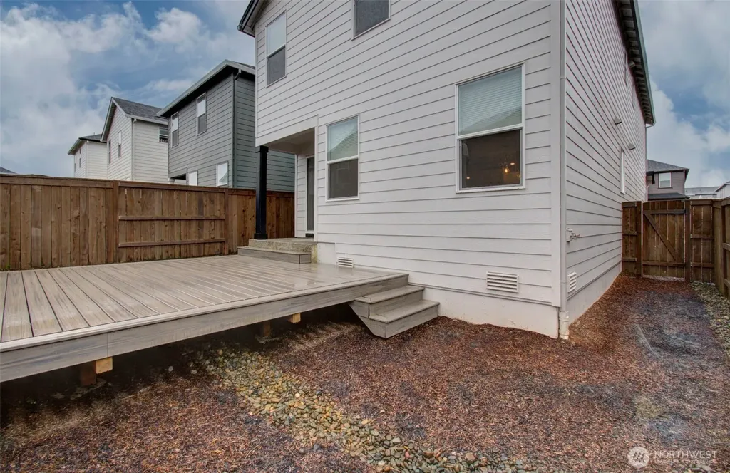 17503 NW 10th Avenue Ridgefield WA 98642