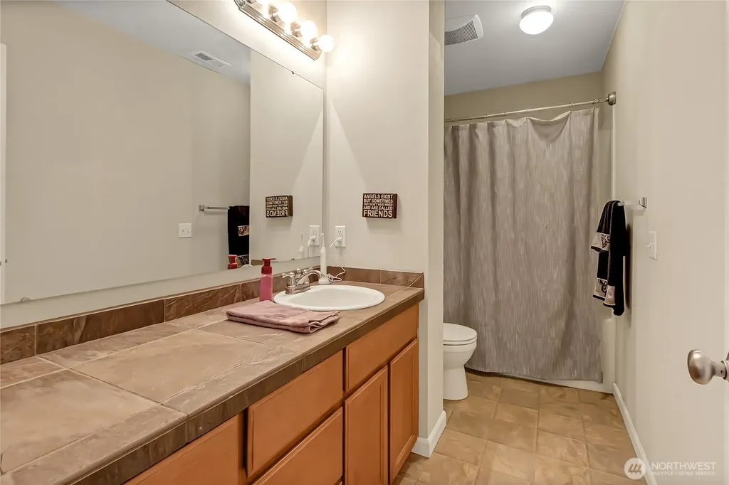 301 50th Street SE Auburn WA 98092