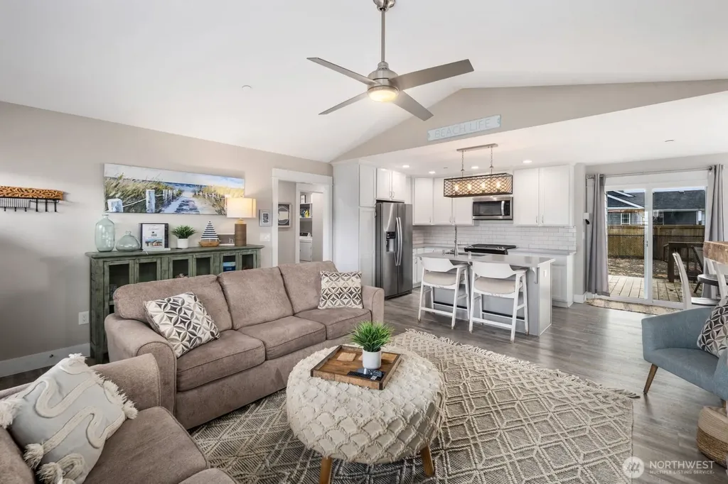 987 Alida Court SE Ocean Shores WA 98569