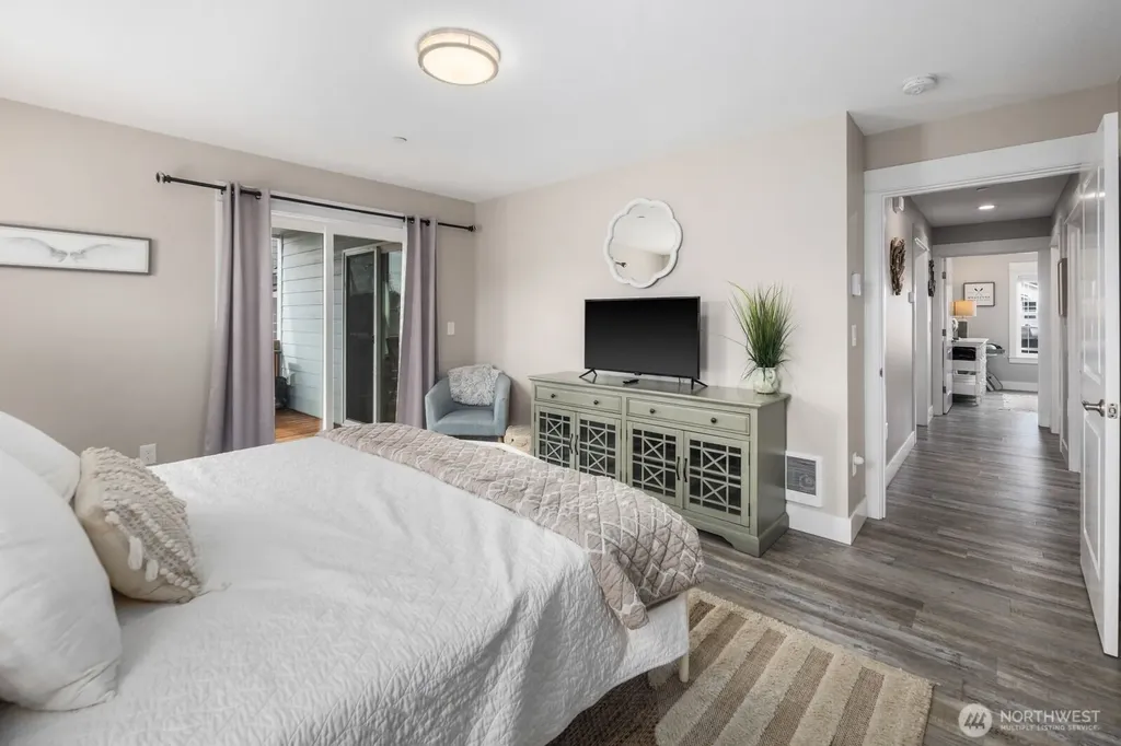 987 Alida Court SE Ocean Shores WA 98569