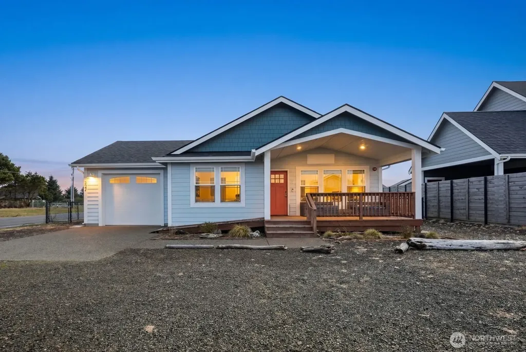 987 Alida Court SE Ocean Shores WA 98569