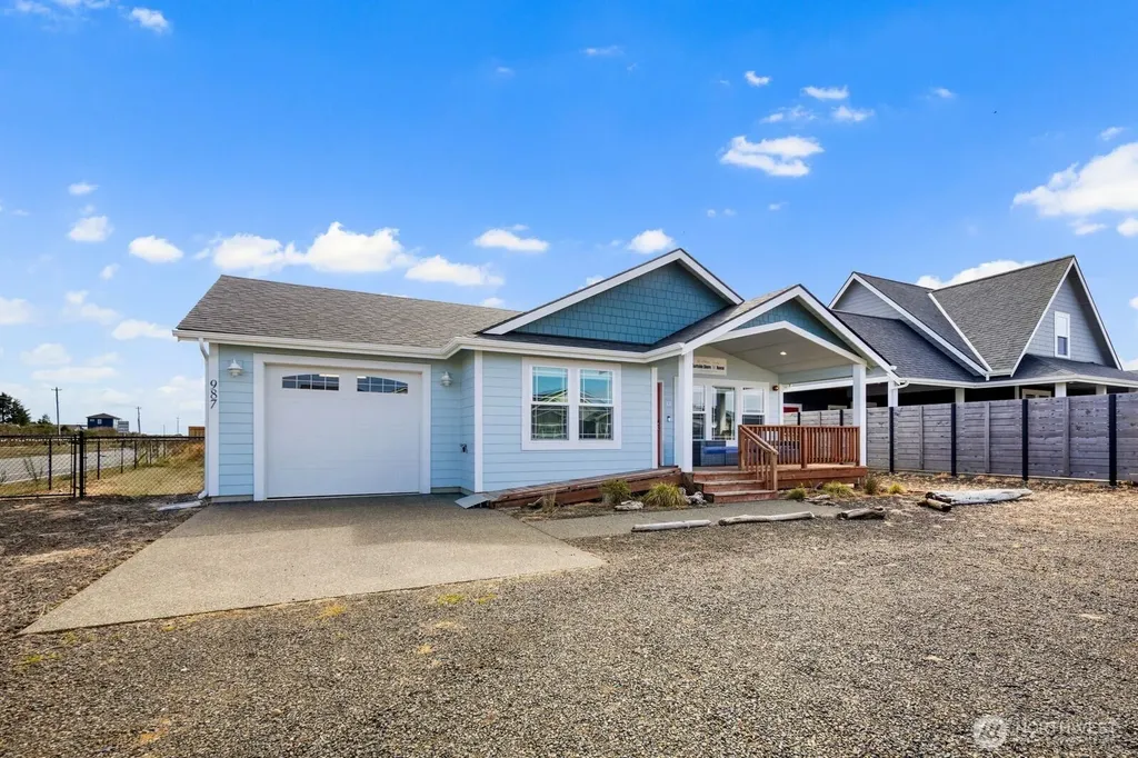 987 Alida Court SE Ocean Shores WA 98569