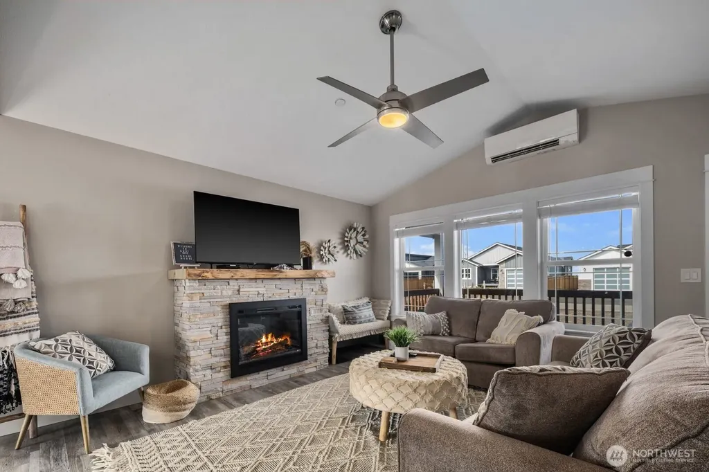 987 Alida Court SE Ocean Shores WA 98569