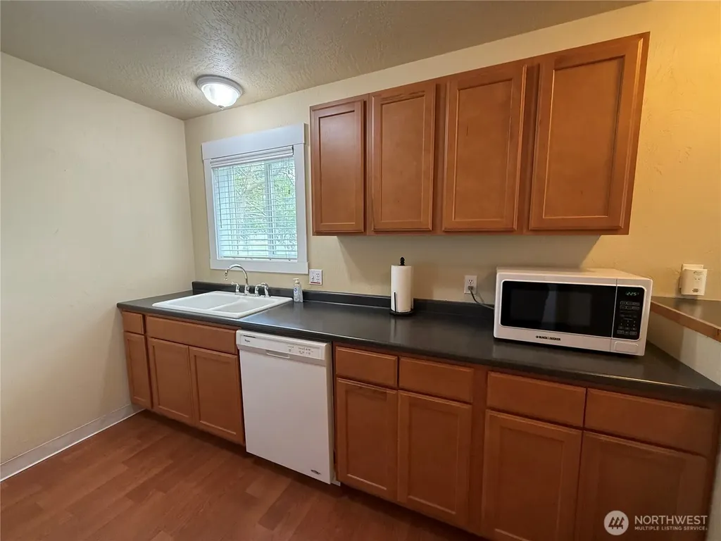 210 NW 26th Street Long Beach WA 98631