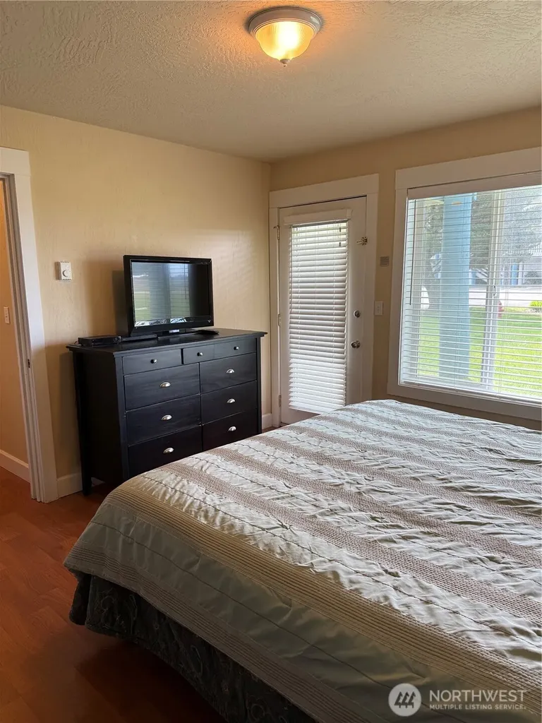 210 NW 26th Street Long Beach WA 98631