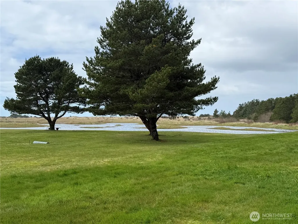 210 NW 26th Street Long Beach WA 98631
