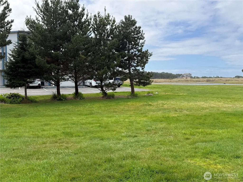 210 NW 26th Street Long Beach WA 98631