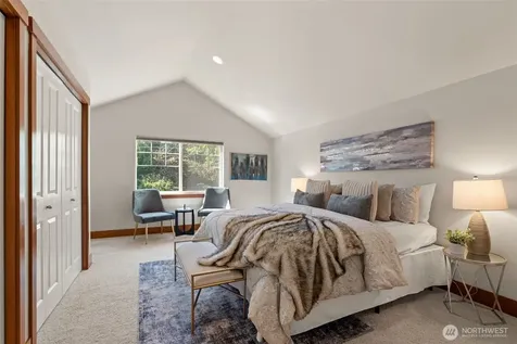 13718 N Midvale Avenue Seattle WA 98133