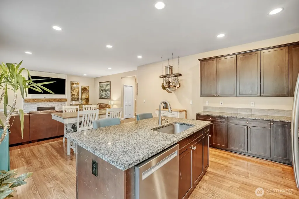 16720 80th Avenue Ct E Puyallup WA 98375