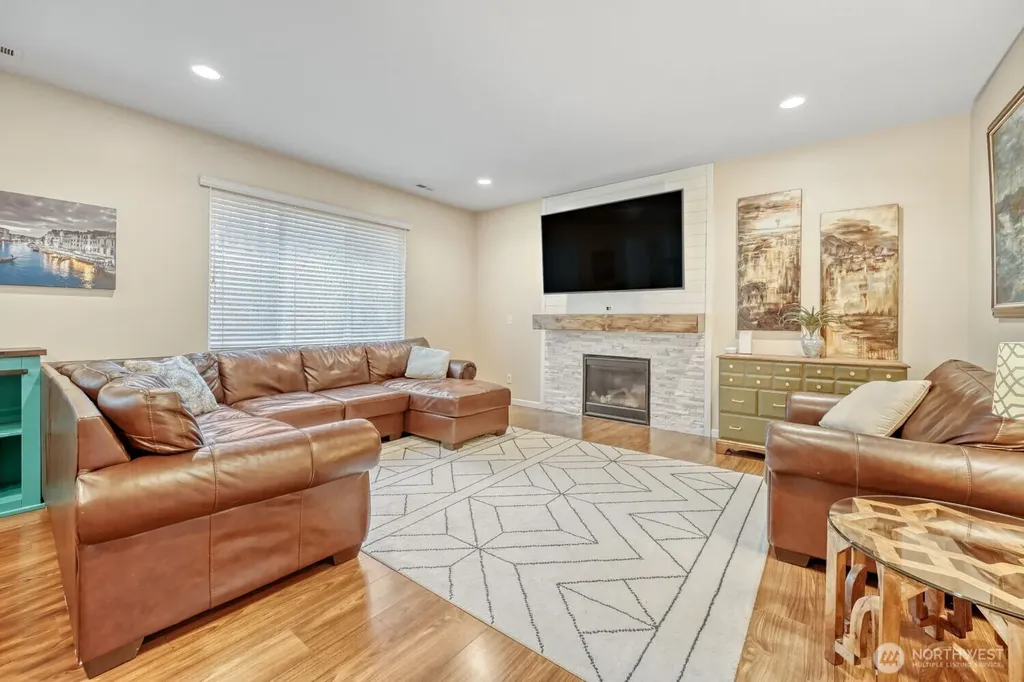 16720 80th Avenue Ct E Puyallup WA 98375